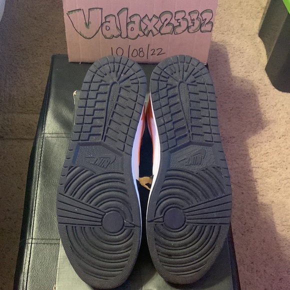 Jordan 1 Mid Shattered Backboard Black Starfish - Picture 5 of 6